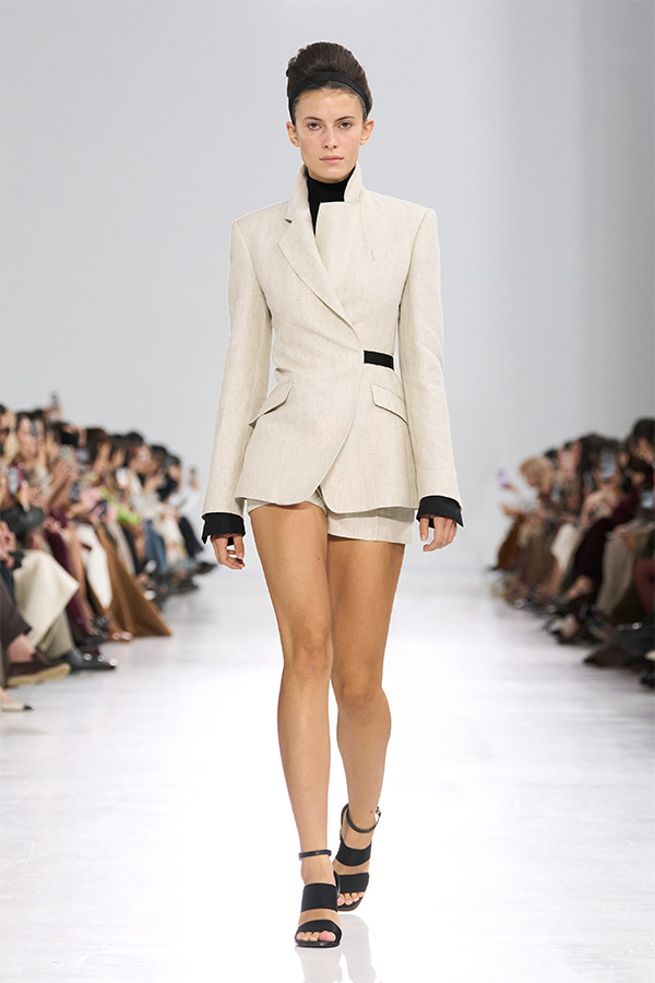 Max Mara Spring/Summer 2026 Fashion Show - Look with blazer and shorts in light fabric.